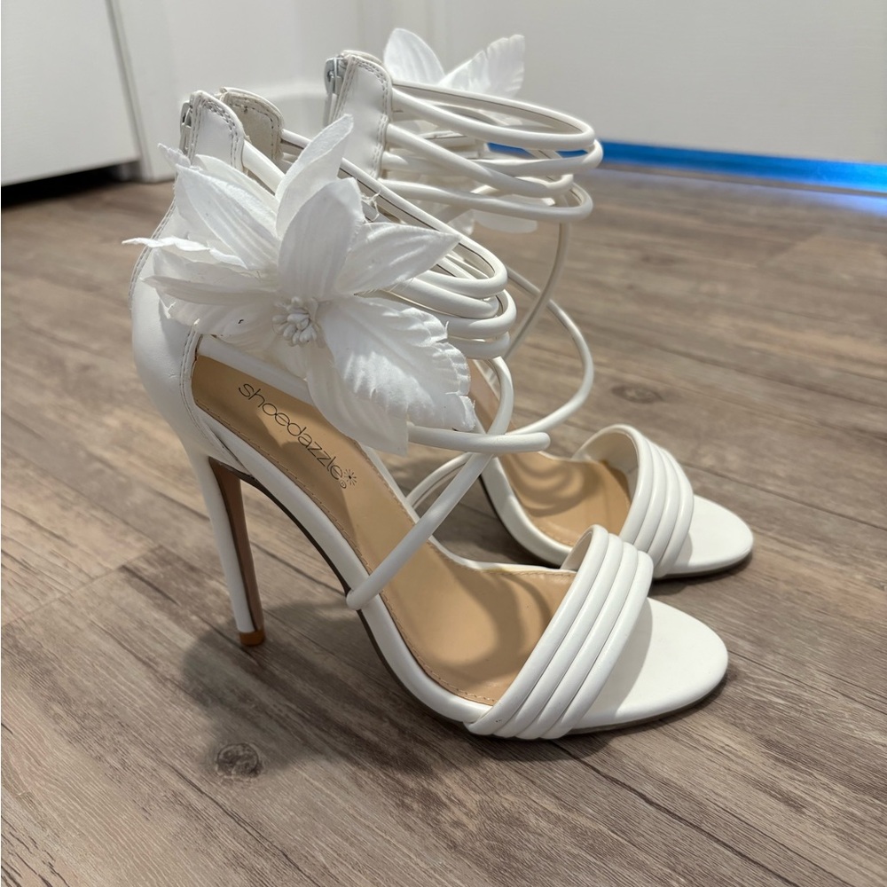 Women's White Heels with Floral Accent